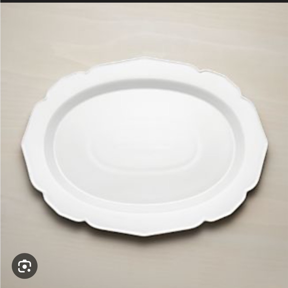Crate & Barrel Savannah 20 in Platter